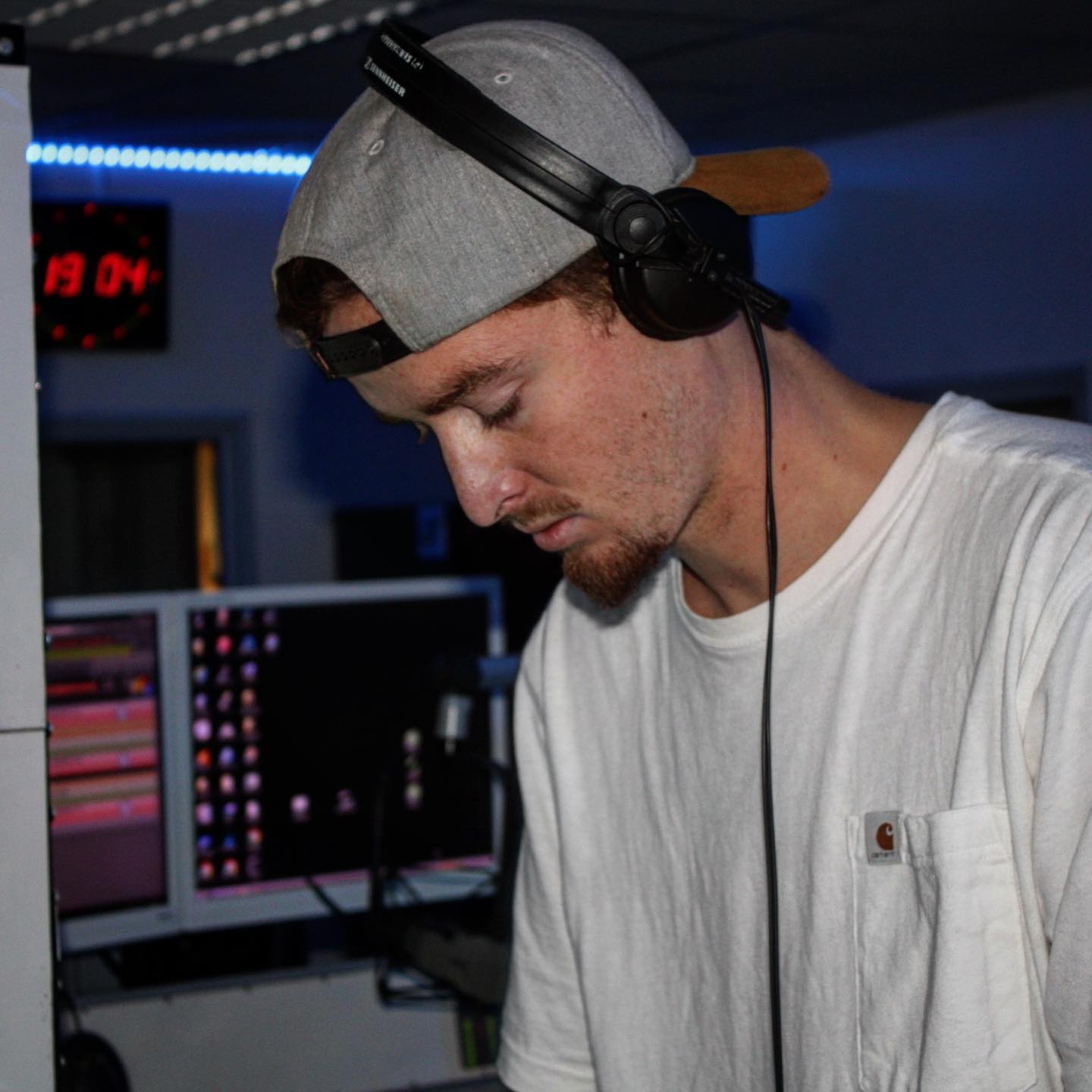 2 - Parlanto.jpg (131 KB)