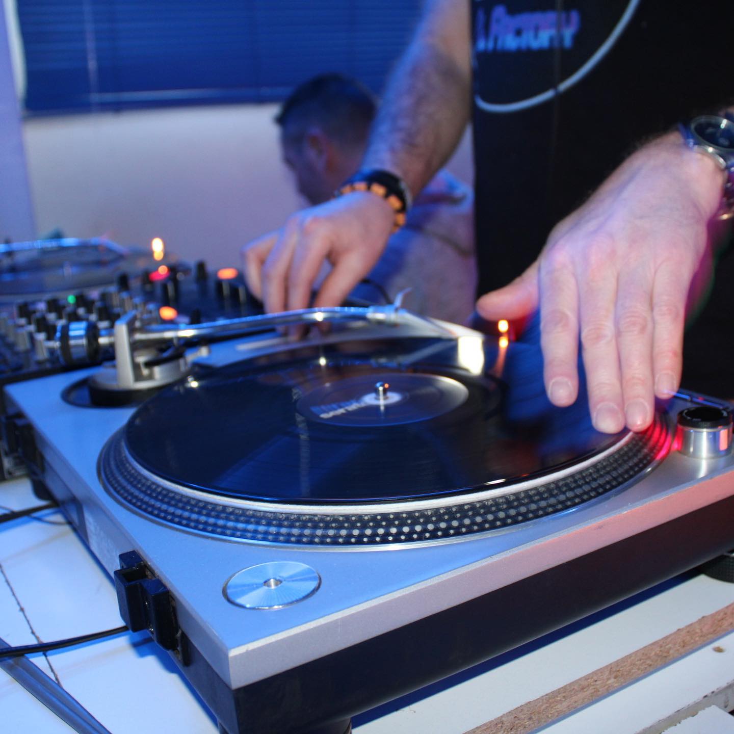 Chic Factory 4.jpg (141 KB)