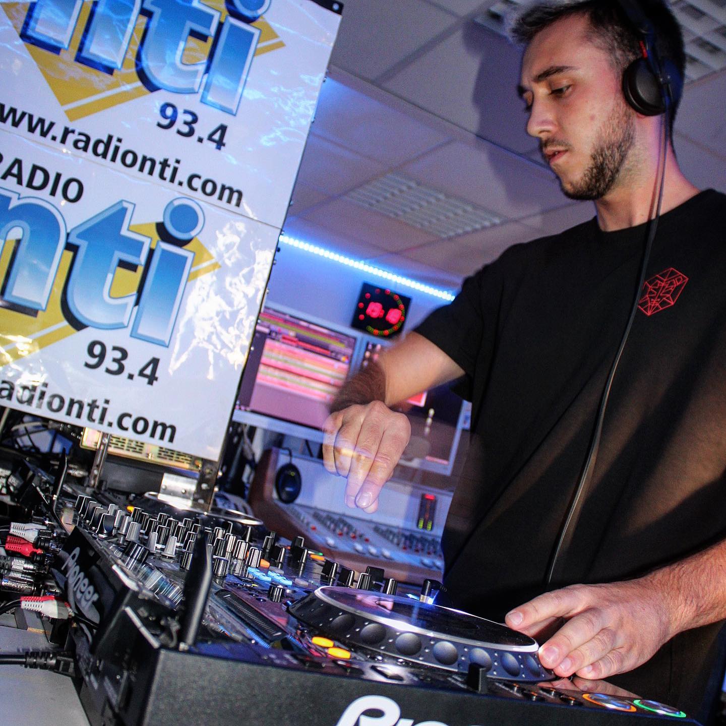 Daryoz 5.jpg (244 KB)