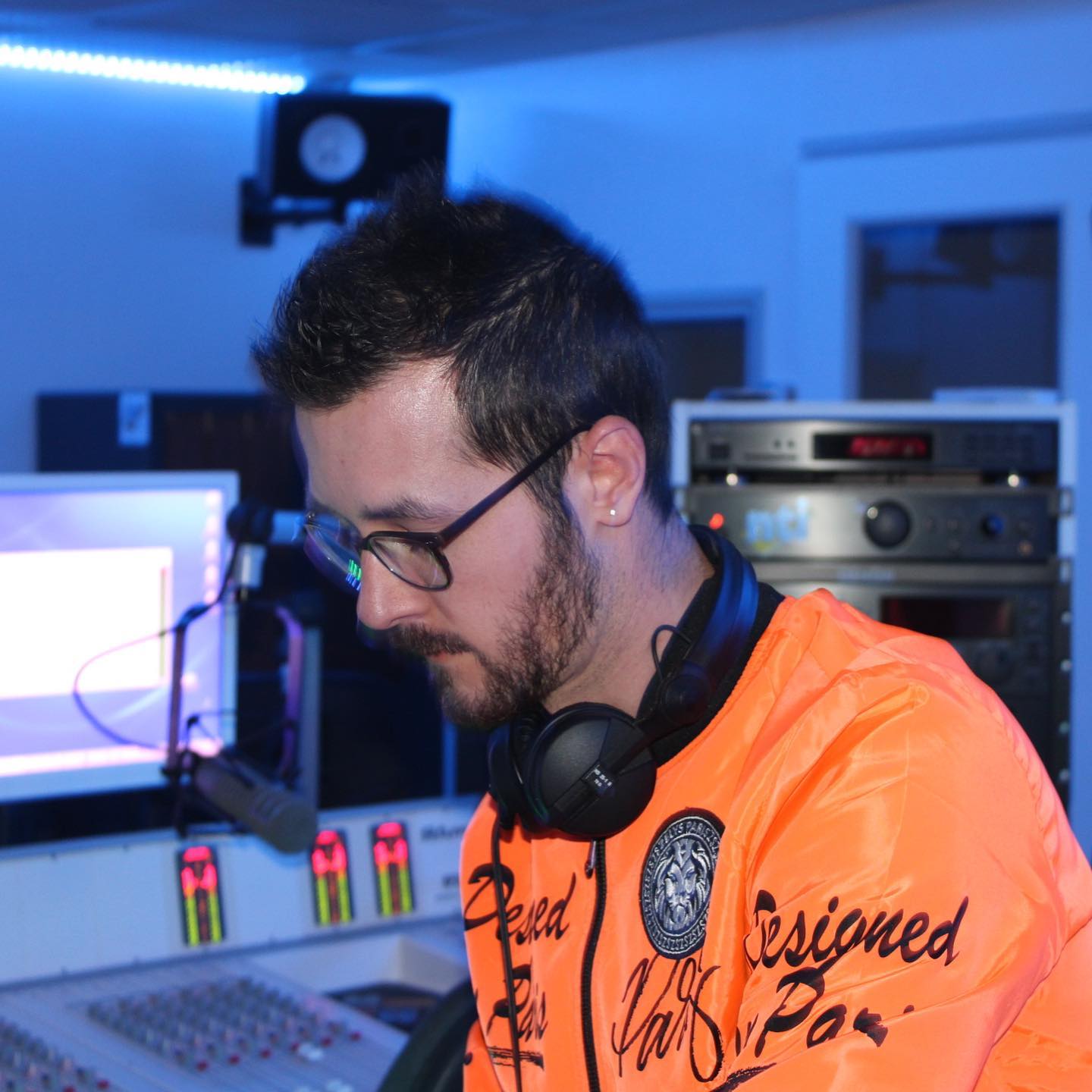 dj-defra - 06.jpg (149 KB)